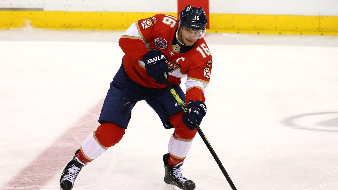 Panthers to begin 2019-20 season with home-and-home against Tampa Bay Lightning
